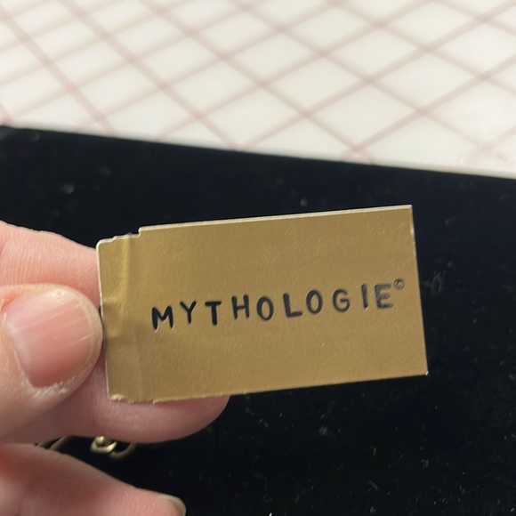 MYTHOLOGIE NWT Ethnic 3 Strand Faceted Stone Pendant Etched Beaded Boho Necklace - Picture 15 of 16